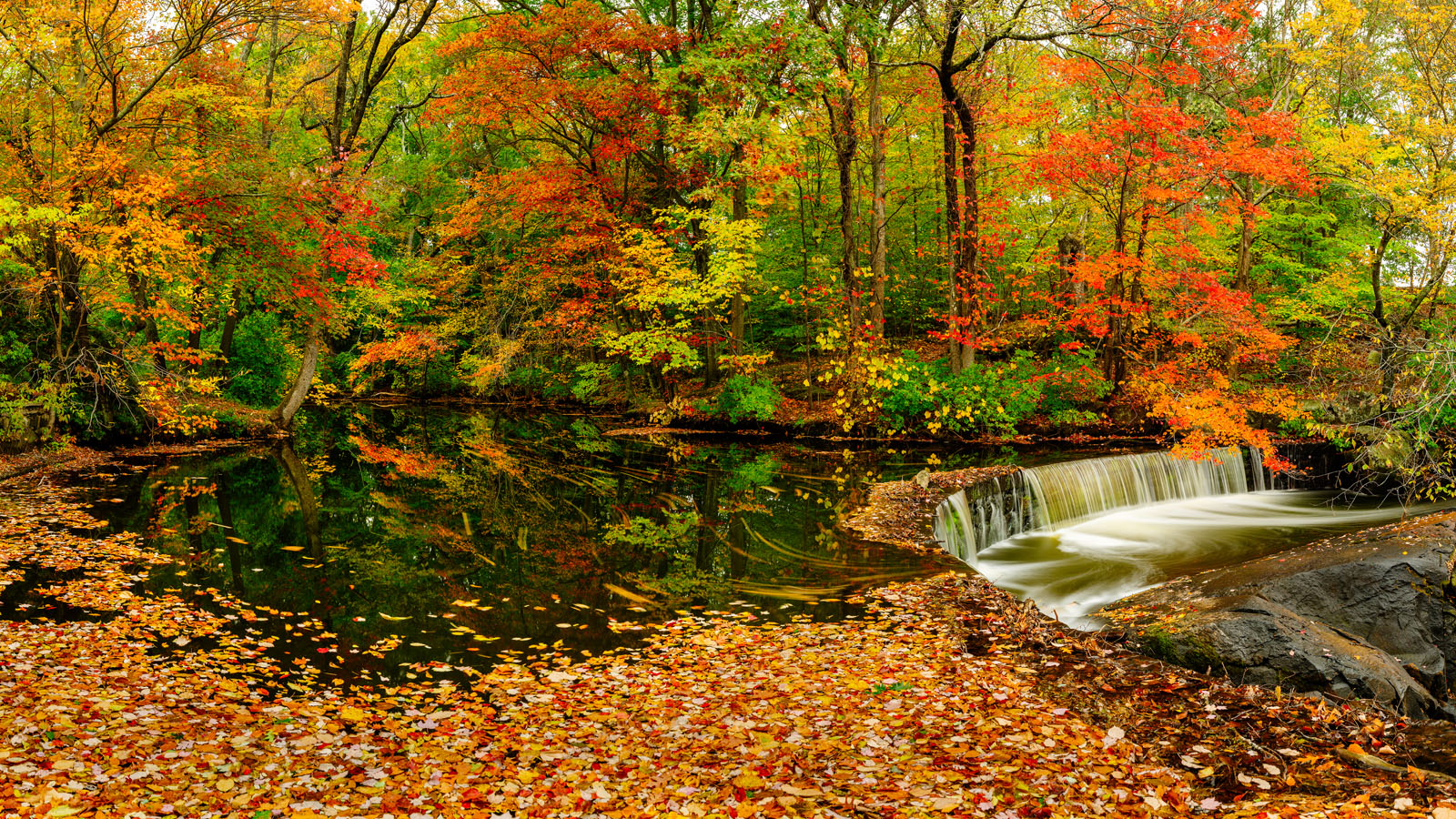 The Best Conditions for Fall Foliage Photography - A Panorama at Hunts Mill Falls